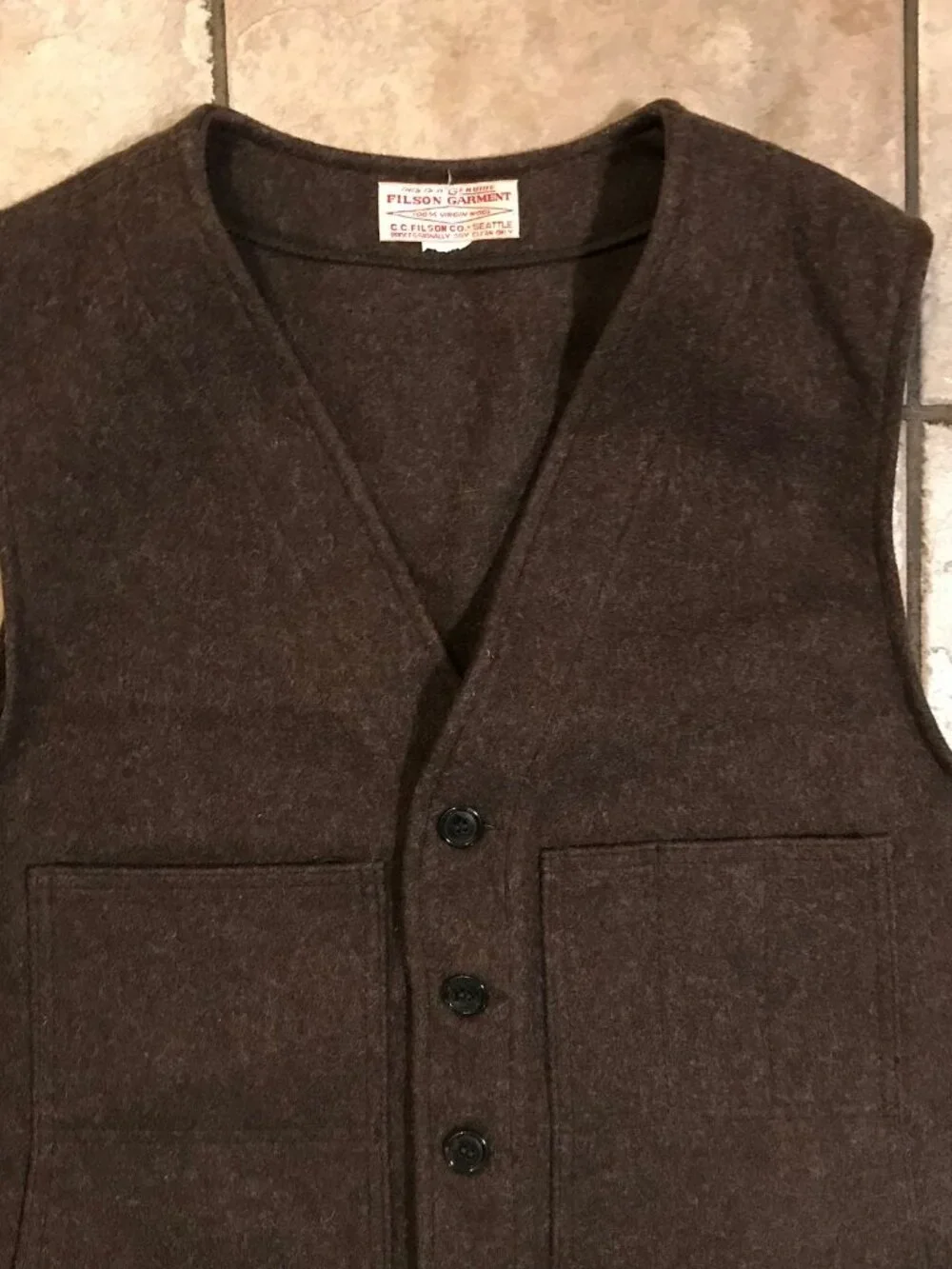 Men's Filson Mackinaw Virgin Wool Vest-Size 48 (XL/2XL) Brown